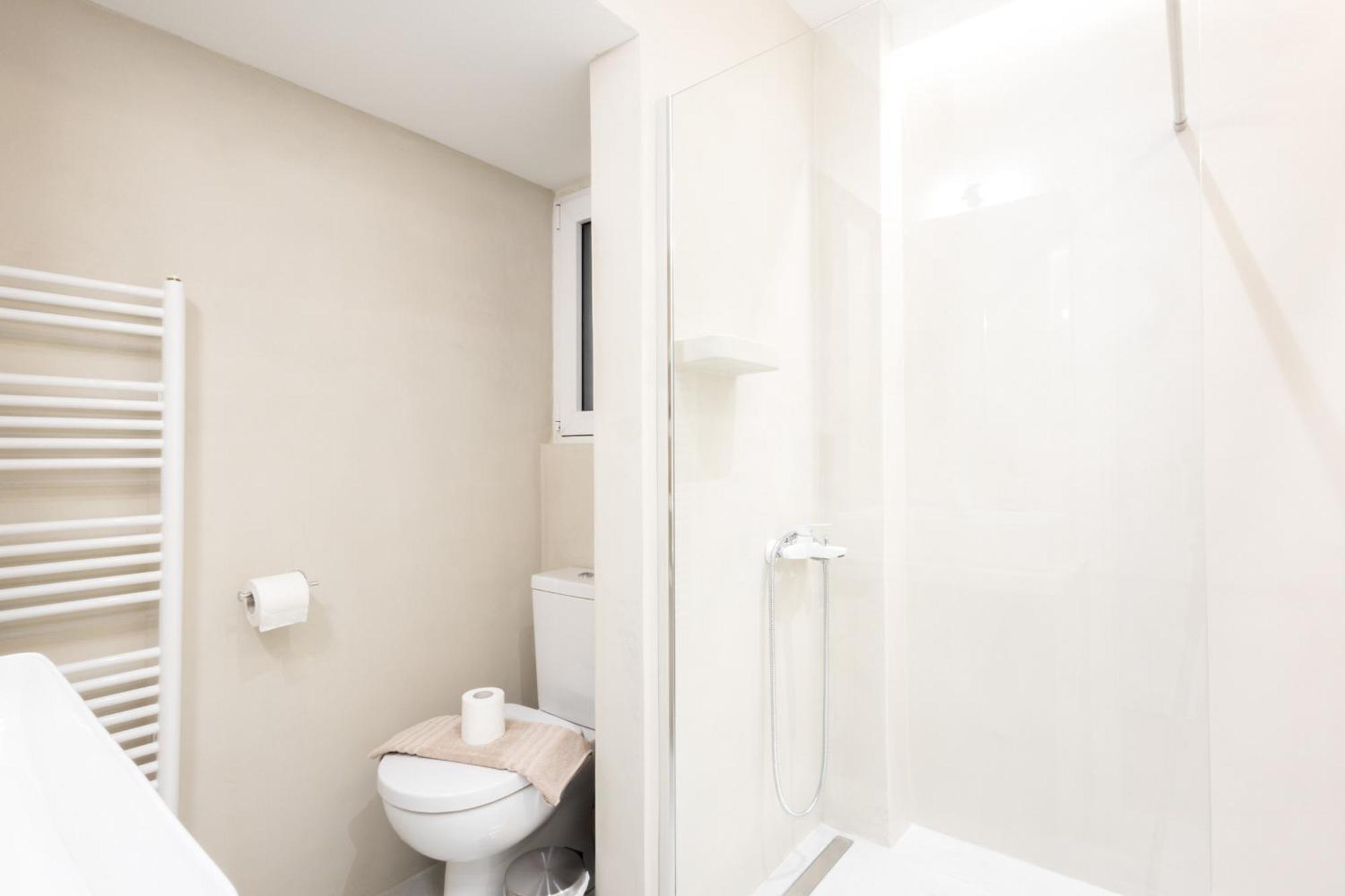 Sunny N Luxury In Glyfadas Center Apartment