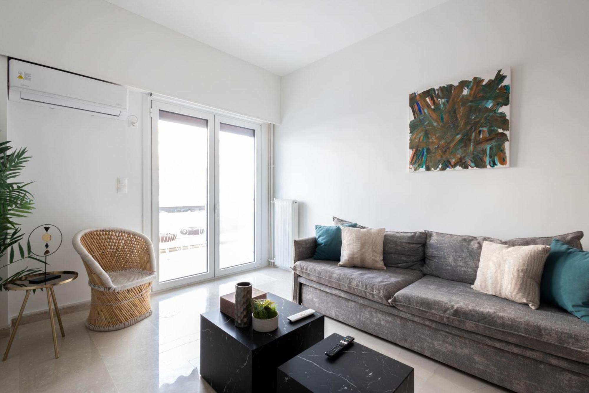 Apartment Sunny N Luxury In Glyfadas Center Athens